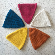Bonny Bunting Knitting Kit